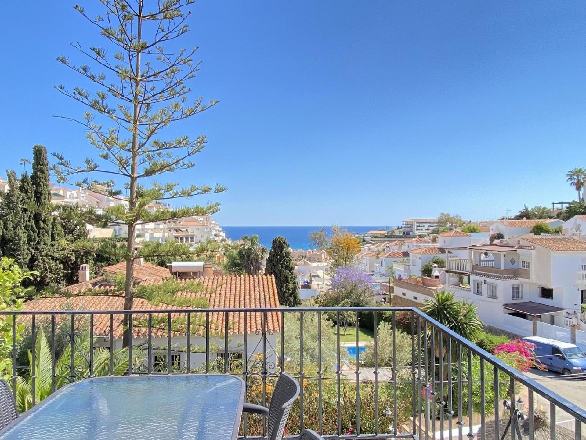 Fuer 4 Personen Ca 100 Qm In Nerja, Andalusien Costa Del Sol Nerja
