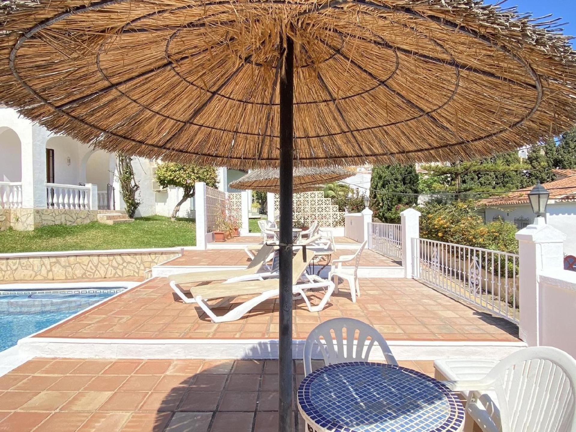 Hébergement de vacances Fuer 4 Personen Ca 100 Qm In Nerja, Andalusien Costa Del Sol *